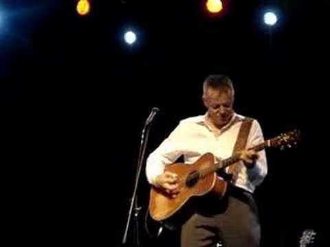 Tommy Emmanuel - Day Tripper/Lady Madonna