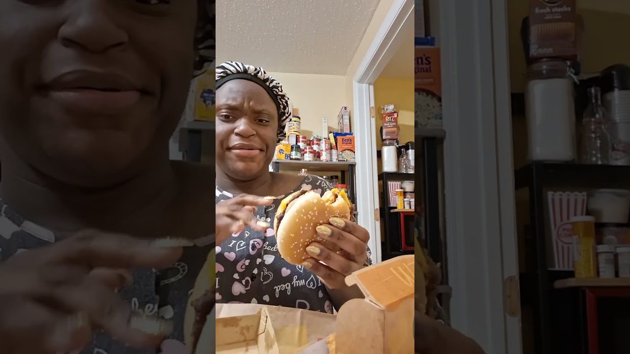 MCDONALD'S BACON QUARTER POUNDER /W CHEESE FRIES /10PC CHICKEN MCNUGGETS EATING SOUNDS NO TALKING 