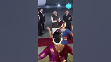 Modi welcomes Putin to India with a hug