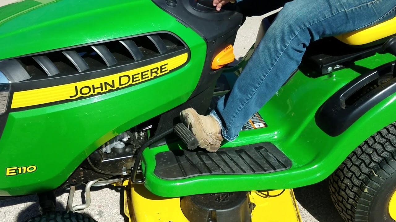 John Deere E110 riding mower YouTube