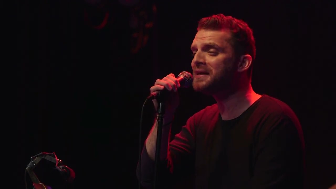 Παναγιώτης Σδούκος - Πονεί η καρδιά μου (Απ. Βαλαρούτσος) #sdoukospanagiotis #sfiga #πονείηκαρδιάμου