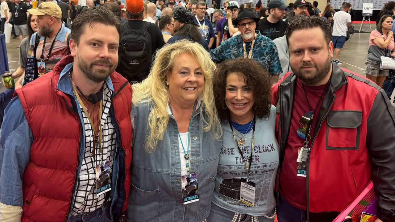 Dallas Fan Expo Photo Highlights - YouTube