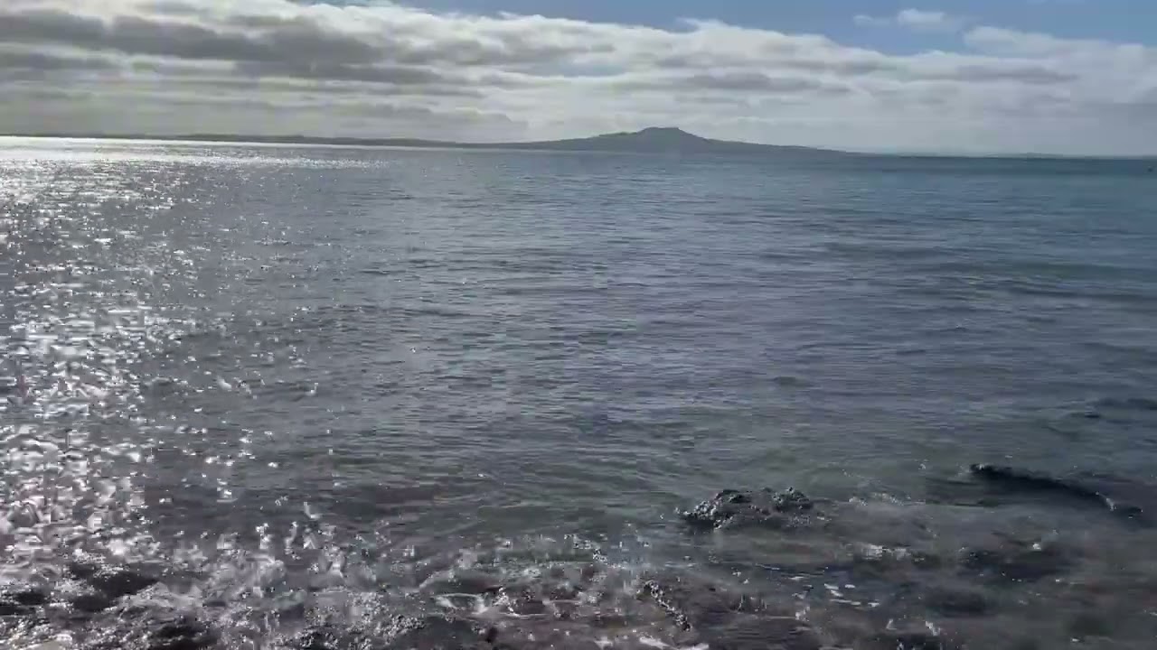 Peaceful Ocean Waves with Healing Music