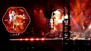 Coldplay performing &quot;the Scientist&quot; live @ Levi&#39;s Stadium in Santa Clara CA Sept 3, 2016