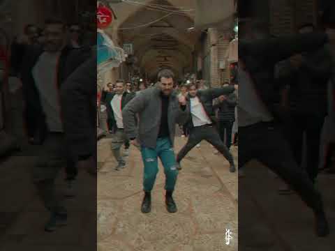 رقص ترند شده با موزیک جیگر طلا در بازار اراک گروه موسیقی دویار رقص ایرانی اراک