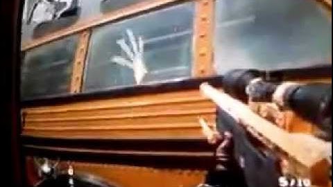 Nuketown Bus Tomahawk