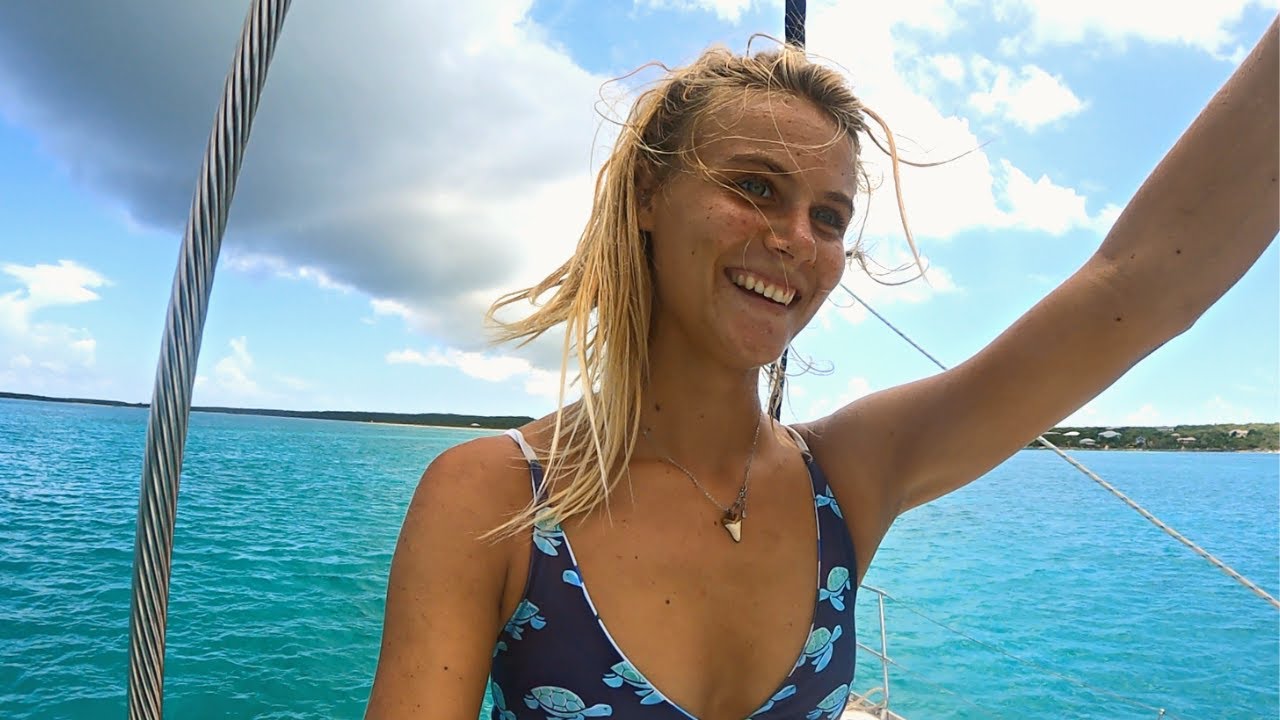 A Girl’s boat life: workout, photoshoot, fix things, & some downtime [ep 36]