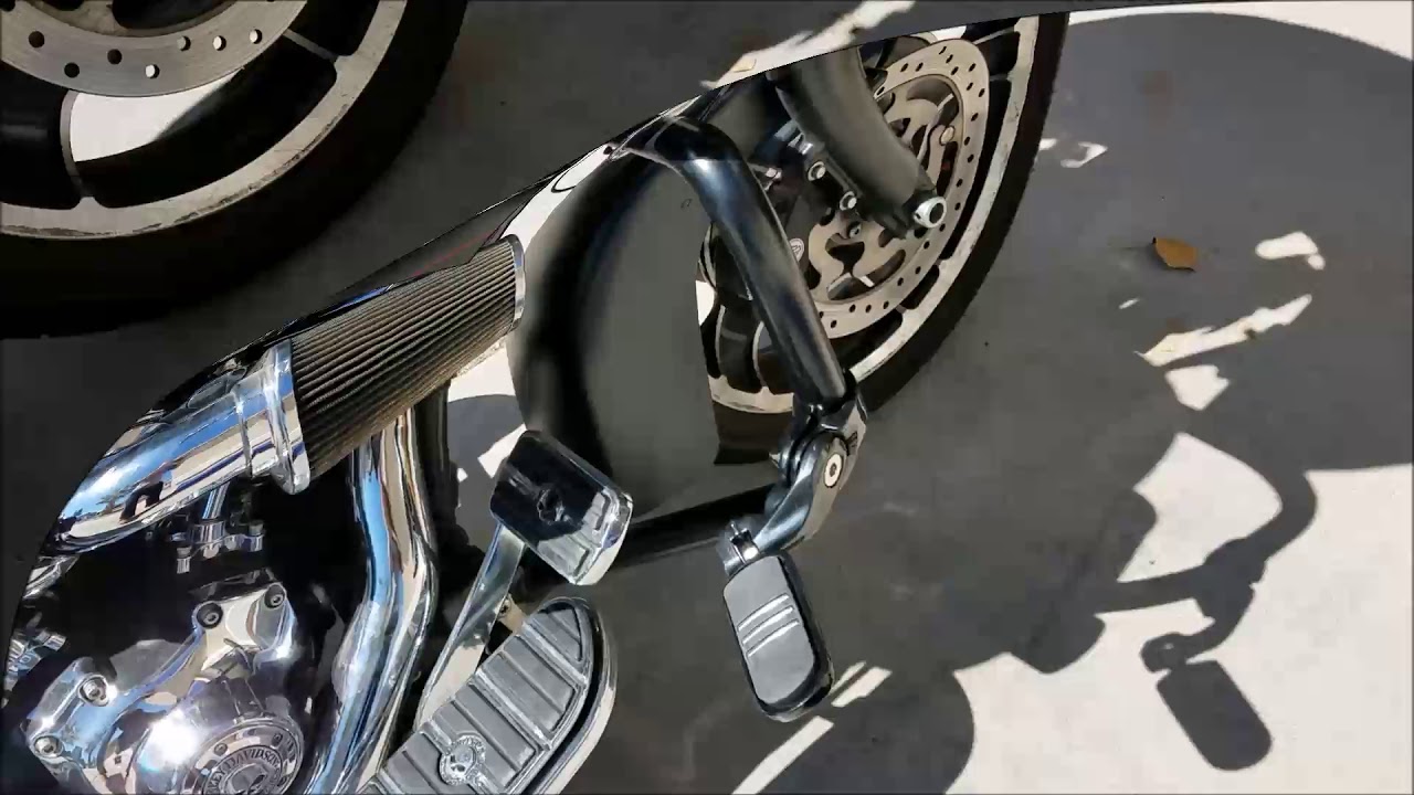 How To Install Highway Pegs On A Motorcycle 2010 Harley Davidson Road Glide Touring Youtube