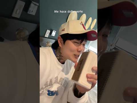 Amo esta canción pero es muy rápida 😅 thumbnail