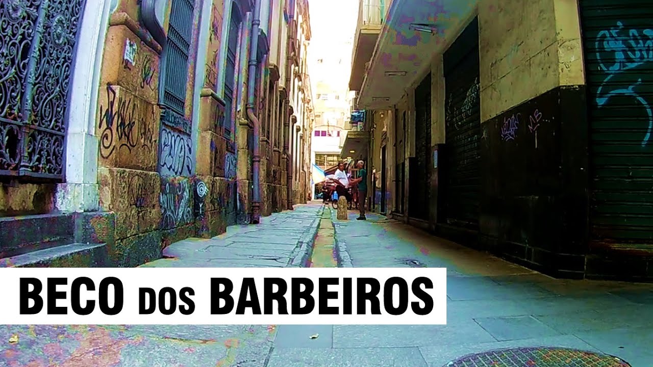 Beco dos Barbeiros e café Fika na Rua do Carmo no centro do Rio de ...