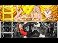 ベッドの下の秘密の部屋 | 金持ち VS ブローク い チャレンジ Multi DO Girls