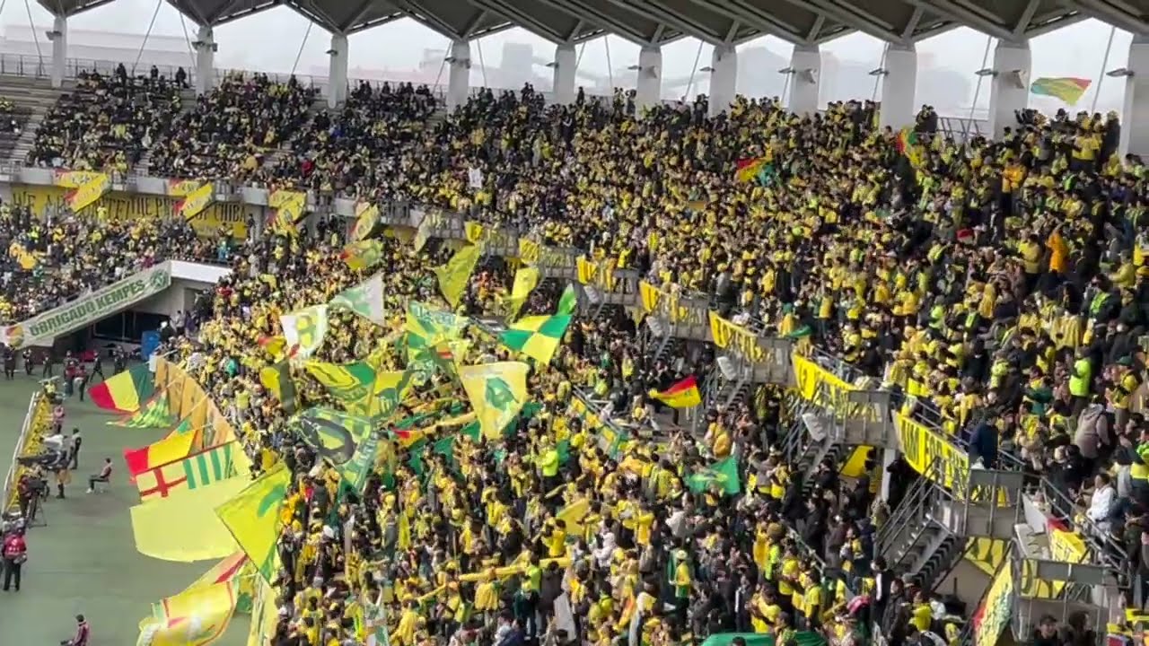 17年ぶりJ1での開幕戦 ジェフユナイテッド市原・千葉チャント集 - YouTube