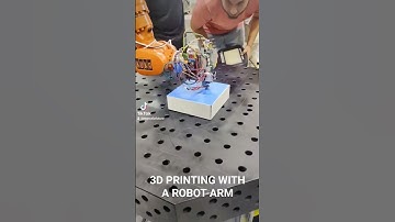 We 3D PRINT with a ROBOTIC ARM!!!! #3dprinting #robotics #robotarm #shorts