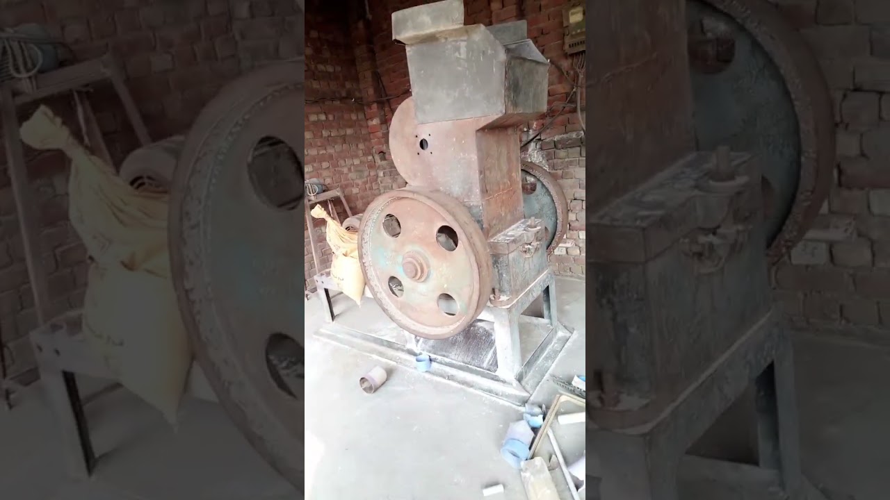 Satisfying plastic scrap with deep meaning worlds 