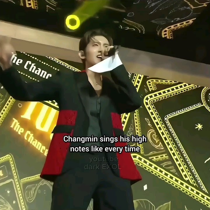 #EXO Suho and Xiumin react hilariously to Changmin's high note