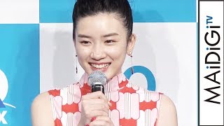 永野芽郁、ハイネックトップス×ロングスカート　深田恭子＆多部未華子の“三姉妹”が競演　「2017夏UQ発表会」3