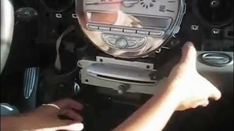 R56 (2006 - 2010) MINI Cooper Speedometer and Radio Removal How-To