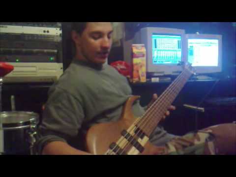 Noumeno "Trapped" video diary from the studio:bass...