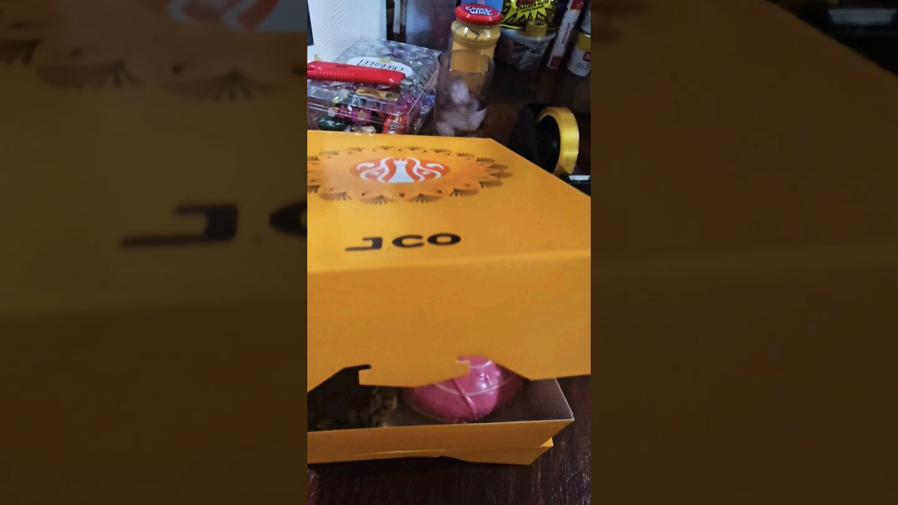 wow! favorite mo din ang jco 🥰🥰 