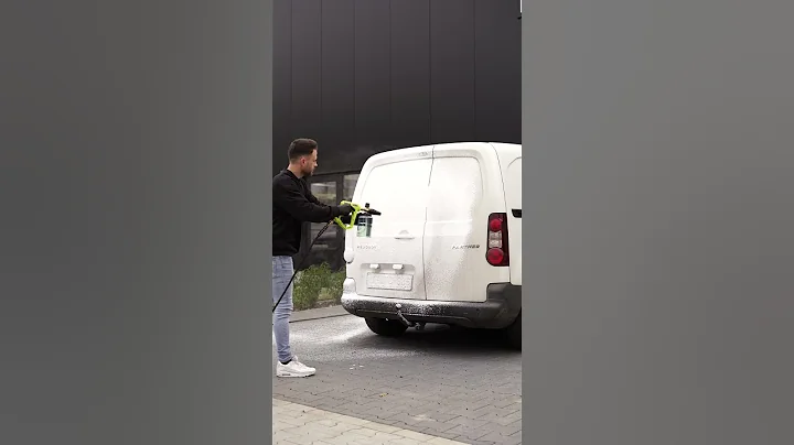 Satisfying Pre-Wash of a Dirty Car