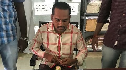 P Suresh Junior Asst Prohibited & Excise Officer Caught Red Handed By ACB When He Accepted Bribe
