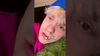 Thumbnail for Он не хочет рассказывать мне этот секрет!