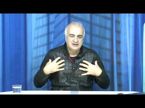 რუსთავი 2 -ის კომედი შოუს მსახიობ მიშა ანდღულაძეს ჟილეტი ვერ გაურჩევია ქურთუკისგან