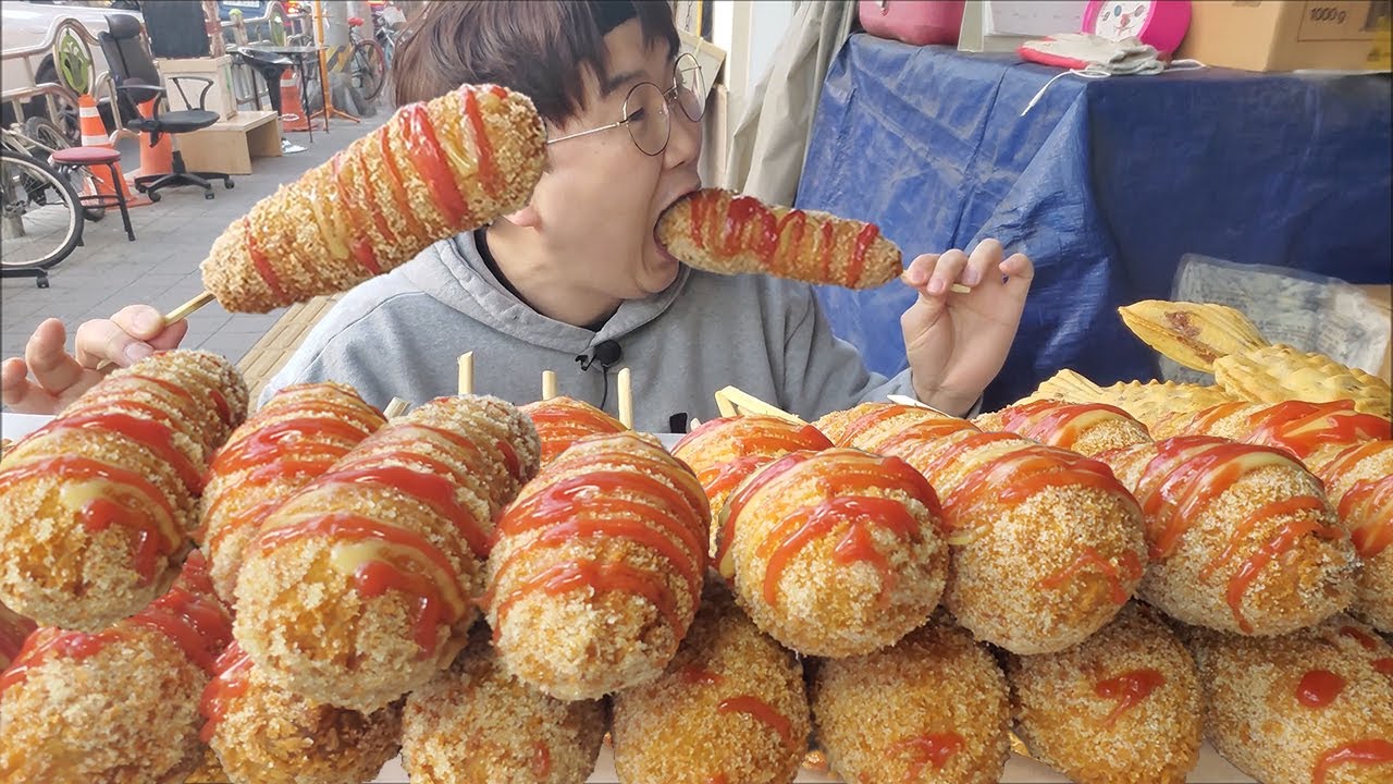 길거리 핫도그 5백원.. 15개 묵고 붕어빵 2천원어치 또묵자!! 야식이 먹방