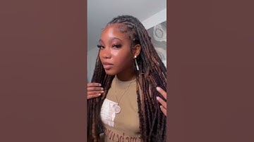 Curling my locs overnight 😍