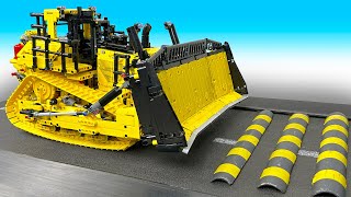 Cat D11 Bulldozer VS Treadmill with obstacles. Lego Technic CRASH Test