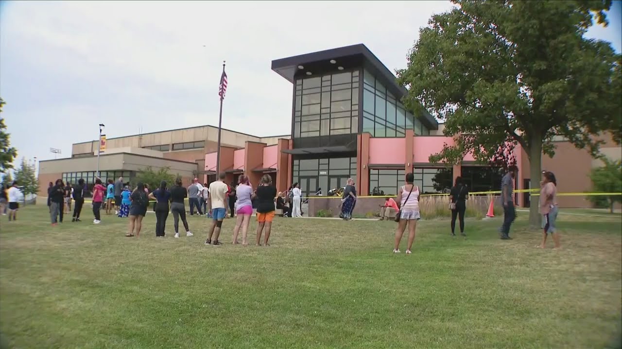 School Shooting Leaves Teen in Critical Condition - YouTube