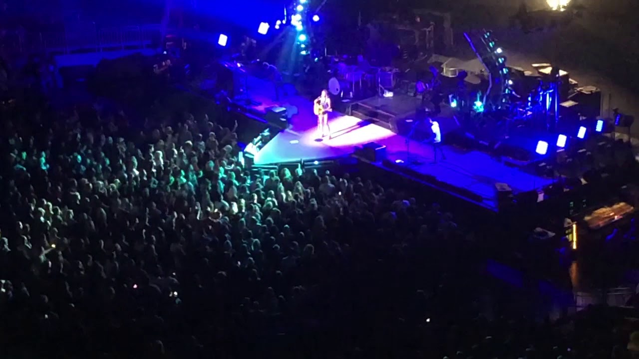 Keith Urban “Graffiti U” Concert - 10/20/2018