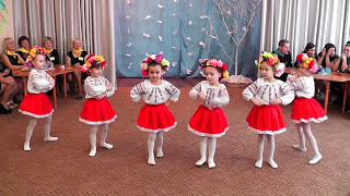 Ukrainian dance in kindergarten ☆ Лучший украинский танец