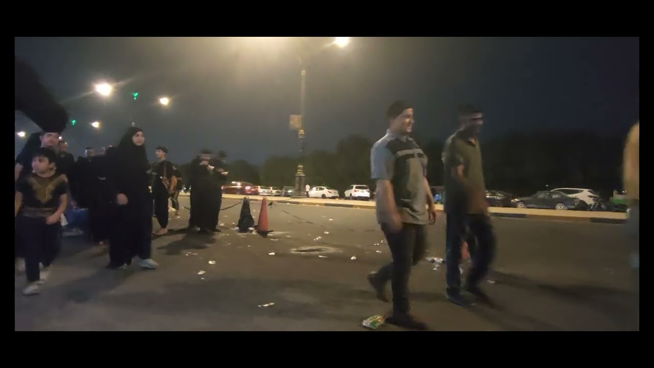 مسيرة مشاية تصوير محمد                                        محافظة البصرة شارع بغداد ليلة ٤ صفر