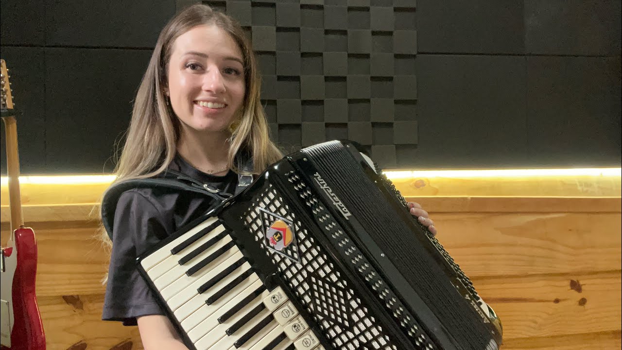 Amanda Gaiteira- Minha Serenata