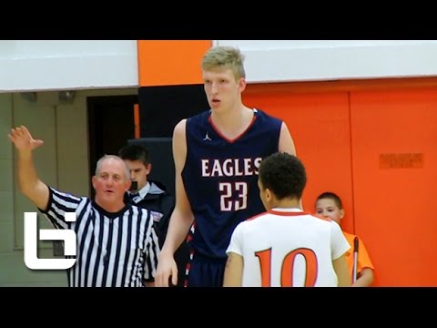 7ft 3 16 Year Old Connor Vanover Shows Unique Skills And Range Youtube