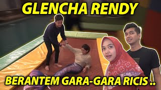 RICIS BIKIN GLENCHA SAMA RENDY RIBUT DI TRAMPOLIN.. Aduhh