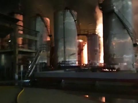 Explosión en Tarragona: imágenes del interior de la petroquímica