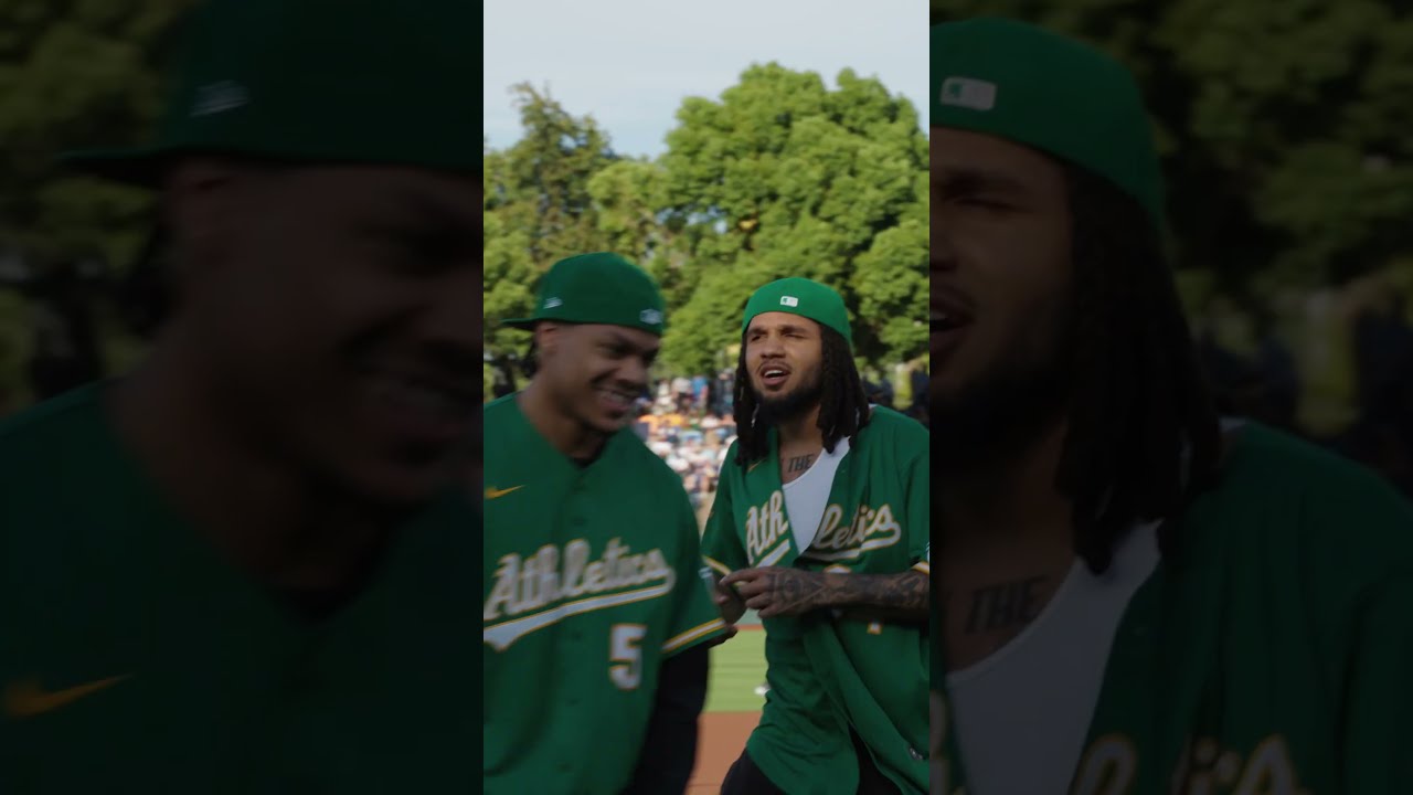 took 'em out to the ball game ⚾️⠀Rookies first pitch at the @athletics game, streaming on Kings+!