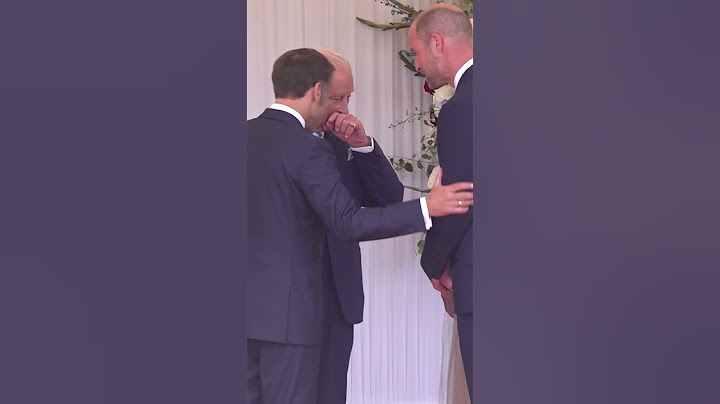 King and Queen welcome Macron to Windsor | HELLO!