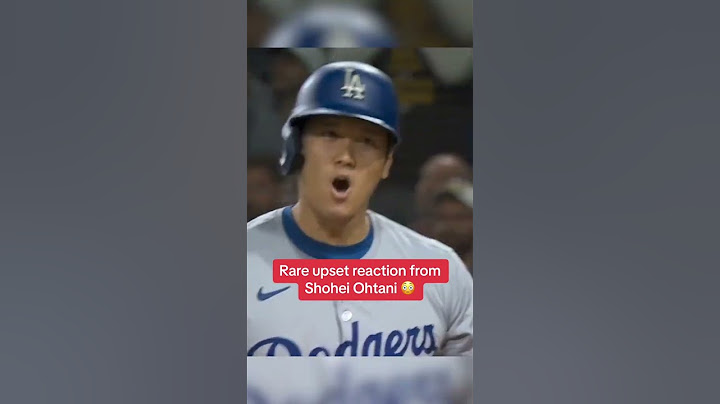 Ohtani repeatedly kept telling the umpire “no” after the strike call #shorts
