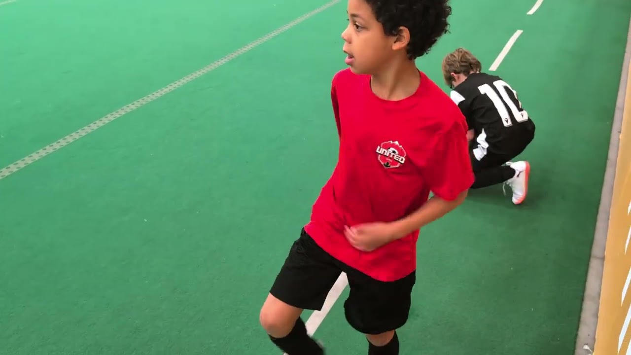 CMSA Indoor  League (2017 U9 Boys) Game 3 FH Benfica (A) vs Villains Fire (H) - First Set