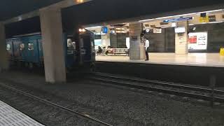 1222次開往基隆的EMU607原裝區間車+EMU604新竹市立動物彩繪區間車
