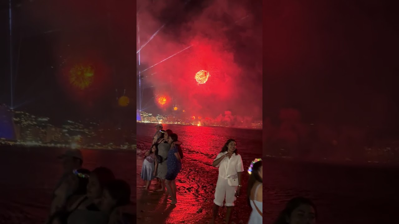 Que hermoso la gala de pirotecnia en Acapulco 🏖️🥰fin de año estuvo de lujo 2025 