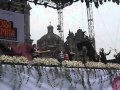 La cumbia barulera Sonora Dinamita de L A  y E L  en el Zócalo de la Cd  de México