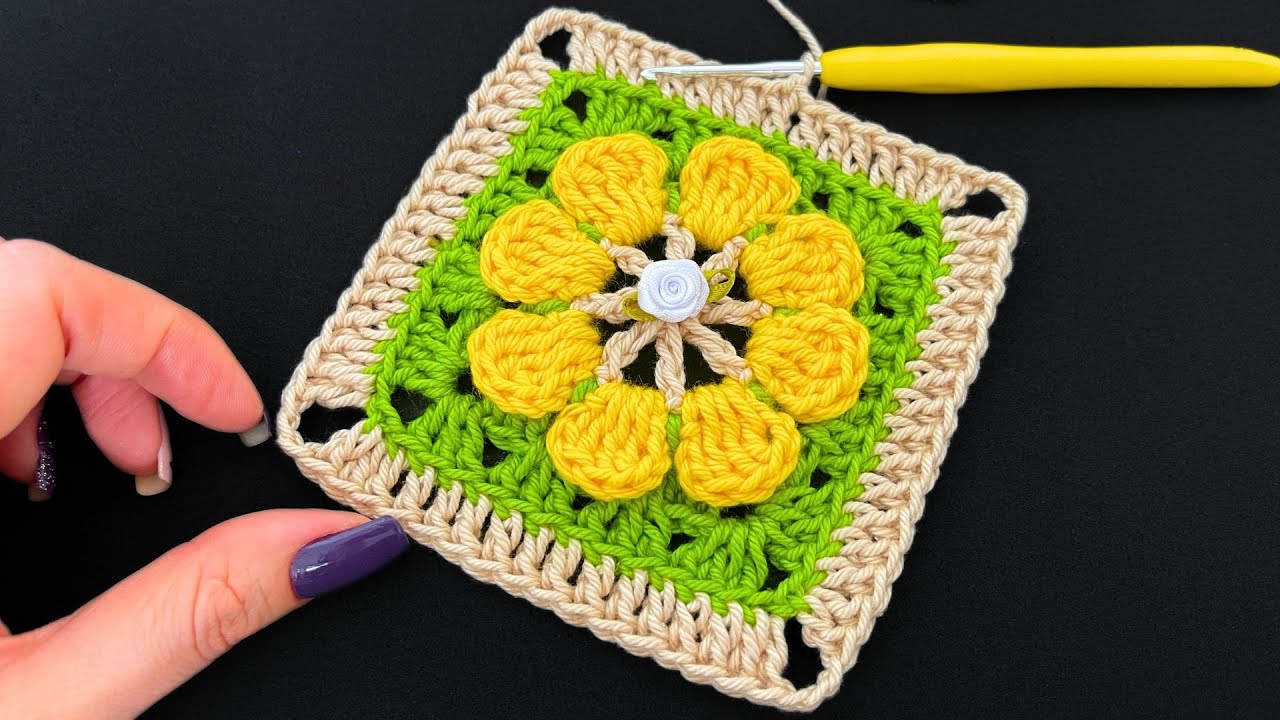 КВАДРАТ С ЦВЕТКОМ ВЯЗАНИЕ КРЮЧКОМ