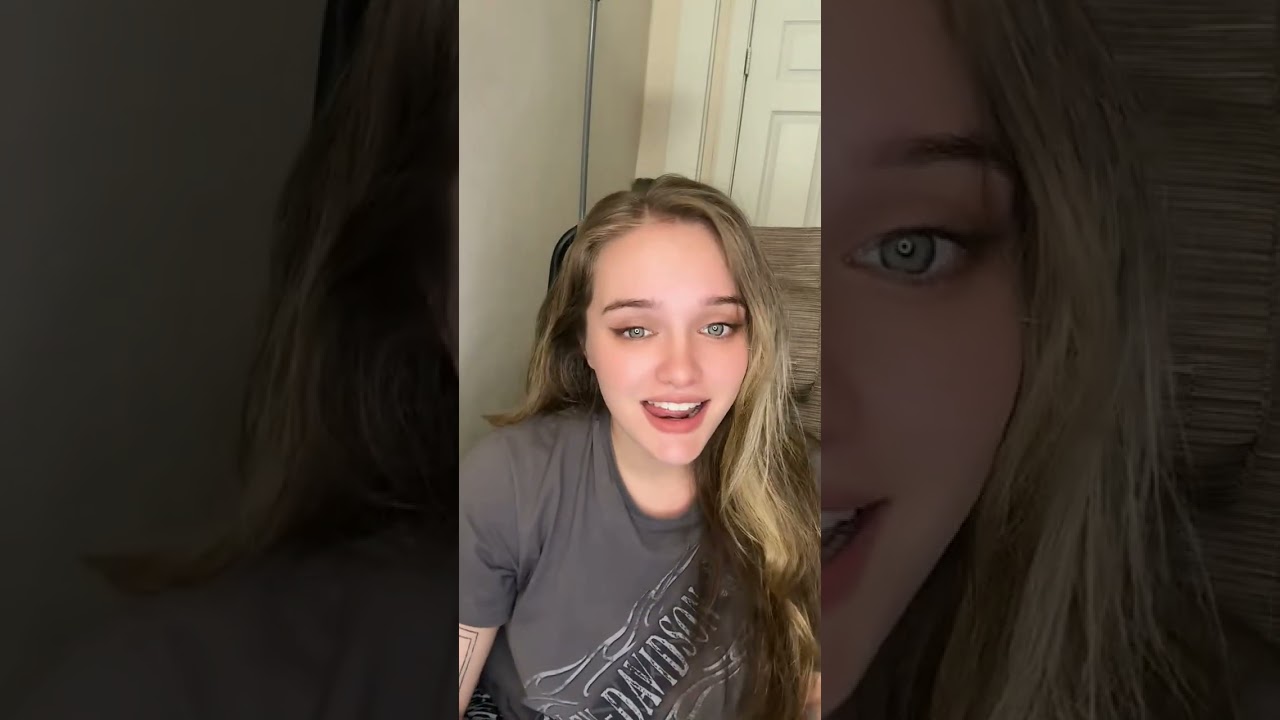 💞 Повседневная жизнь 🎉 Утром эта прекрасная девушка провела прямую трансляцию, занимаясь офисной ...