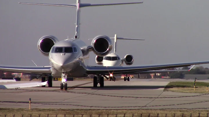 Addison Airport ADS Planespotting with Dallas Cowb...