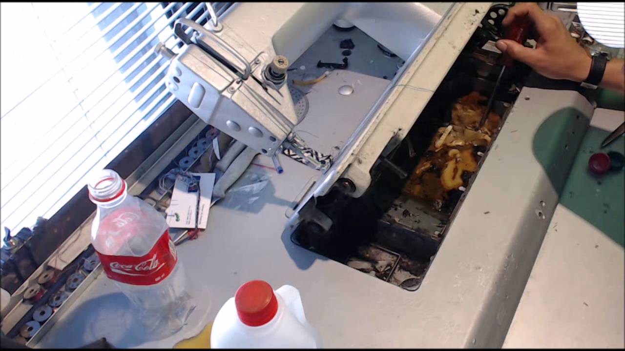 Como Colocar Oleo Na Maquina De Costura Reta Industrial Maquina Reta Industrial Trocar O Oleo Youtube