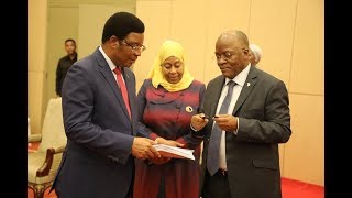 MAGUFULI 'SIKU NAMTEUA WAZIRI MKUU SIKULALA NA MAJALIWA ALILIA MACHOZI